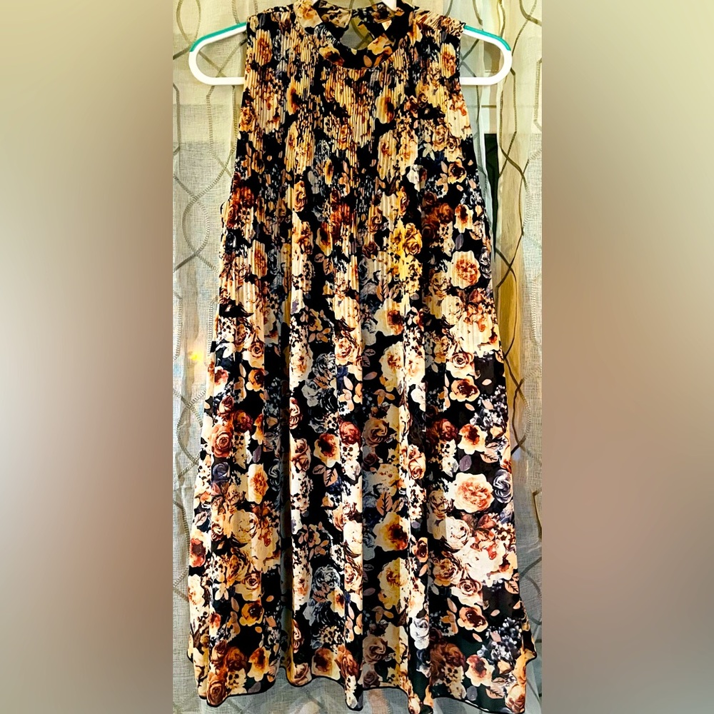 Floral dress by Xhilaration, size Large.